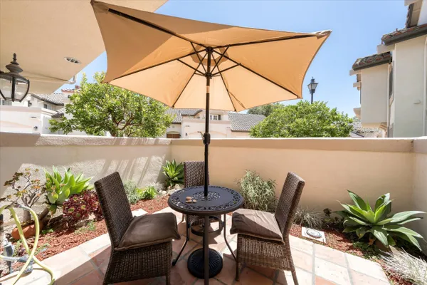 $7,000 | 1256 Cravens Lane, Unit 3, Carpinteria, CA 93013