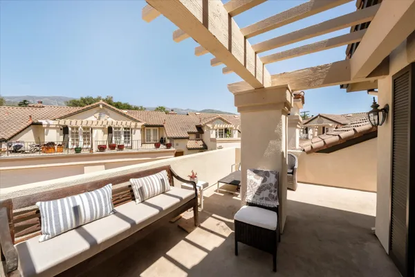 $7,000 | 1256 Cravens Lane, Unit 3, Carpinteria, CA 93013