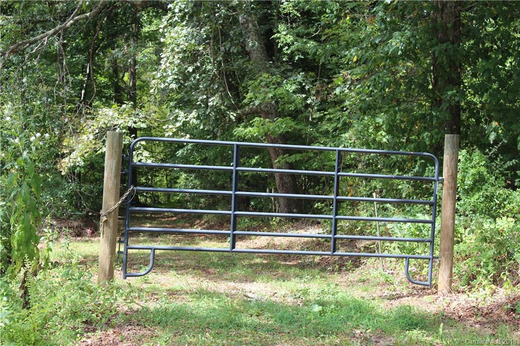 999 Alexander Road Leicester, NC 28748 - Photo 1 of 10 Gallery Image 1