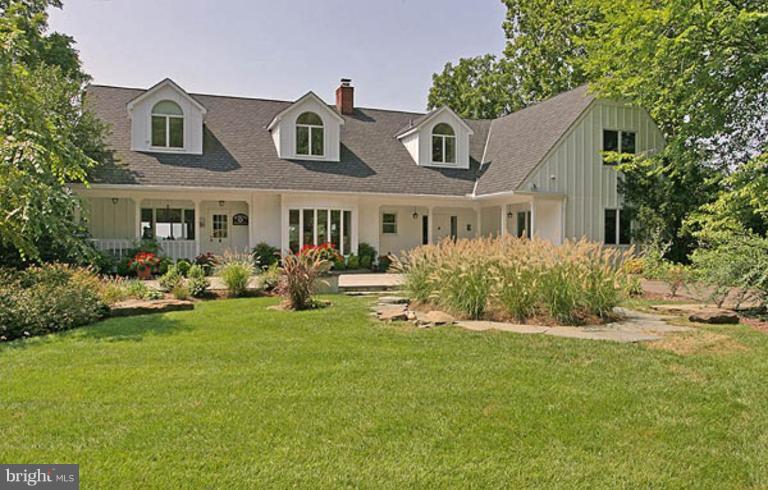 962 Melvin Road Annapolis, MD 21403 - Photo 1 of 29 Exterior (Main)