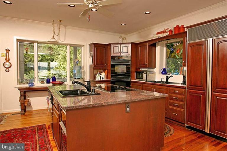962 Melvin Road Annapolis, MD 21403 - Photo 24 of 29 Kitchen #2