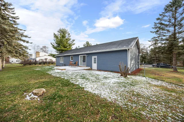 $325,000 | 916 West Remus Road, Mount Pleasant, MI 48858