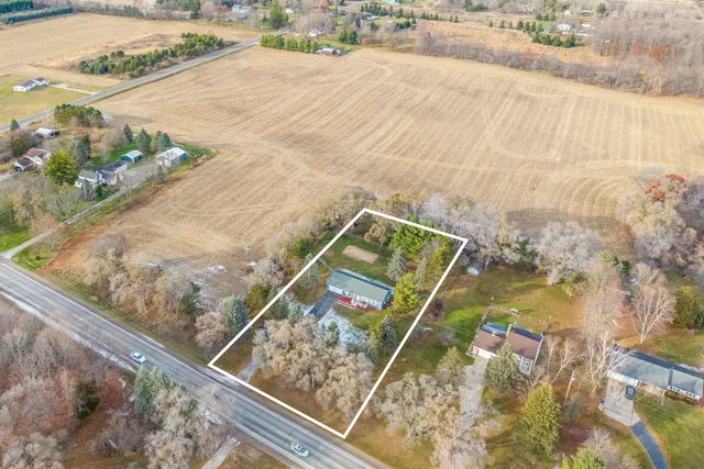 $325,000 | 916 West Remus Road, Mount Pleasant, MI 48858