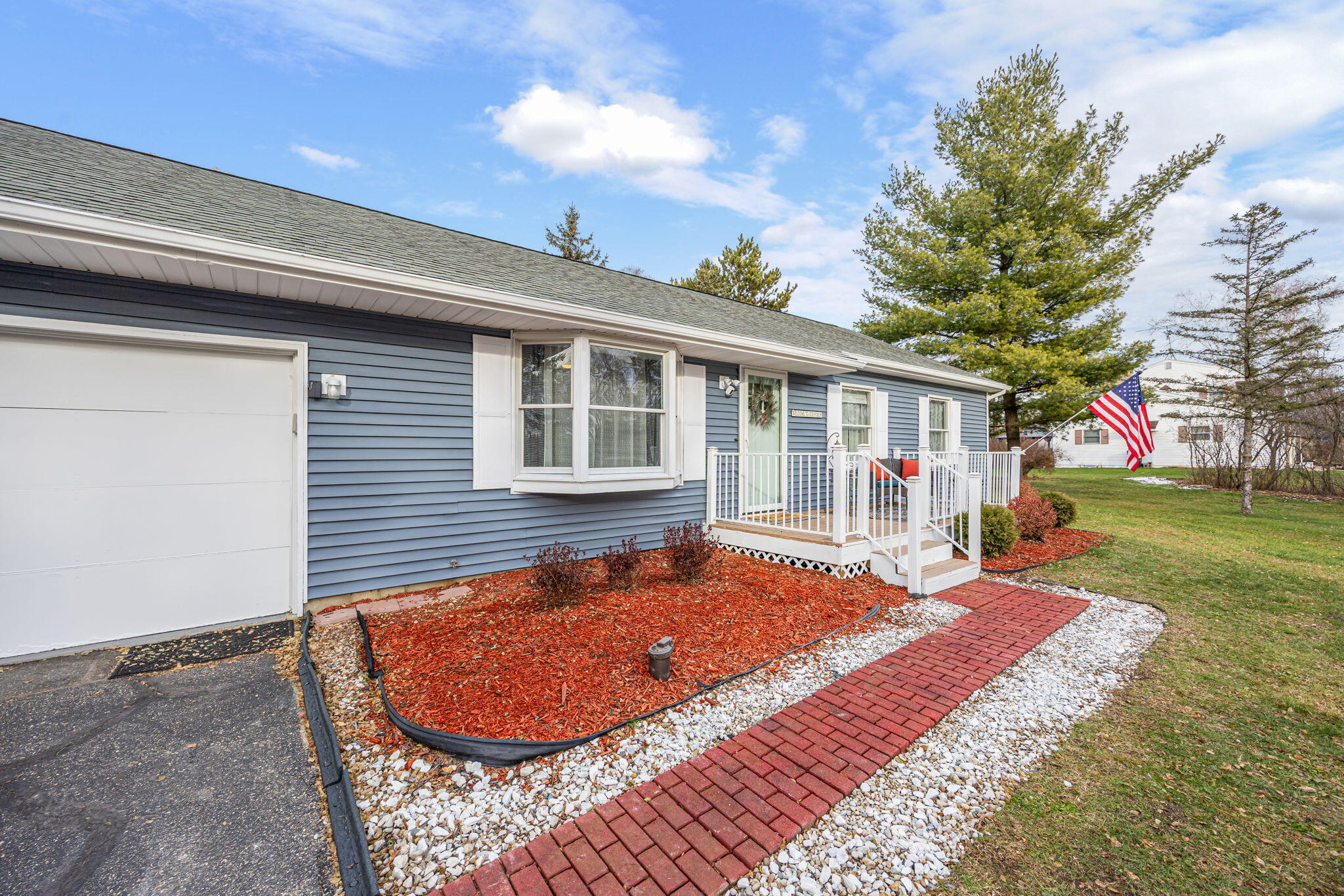 916 West Remus Road Mount Pleasant, MI 48858 - Photo 25 of 52 front house