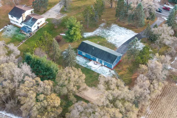 $300,000 | 916 West Remus Road, Mount Pleasant, MI 48858