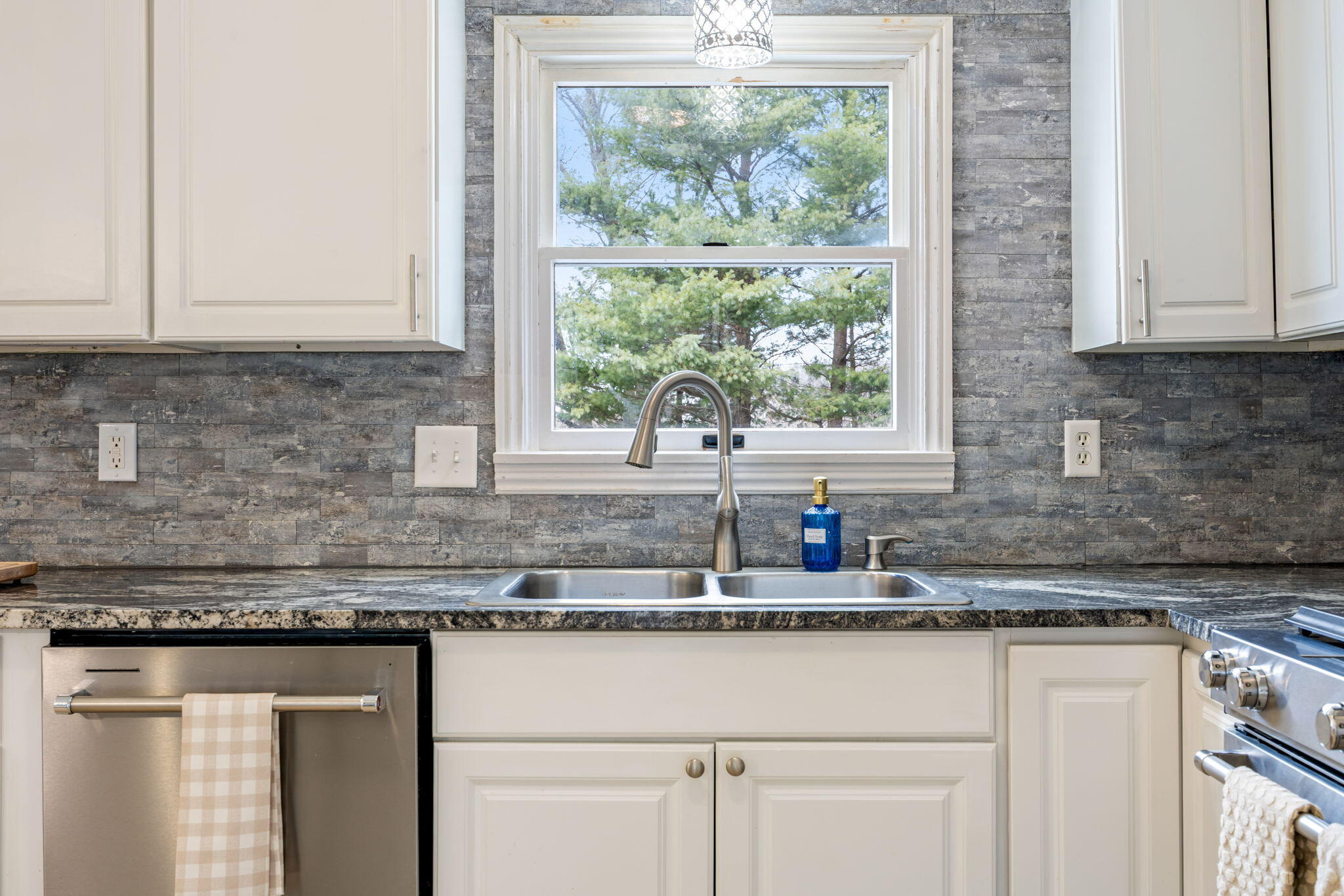 916 West Remus Road Mount Pleasant, MI 48858 - Photo 43 of 52 kitchen window