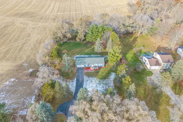 $300,000 | 916 West Remus Road, Mount Pleasant, MI 48858