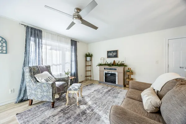 $300,000 | 916 West Remus Road, Mount Pleasant, MI 48858