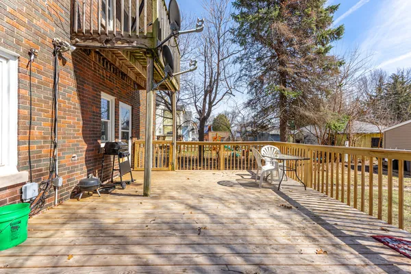 $185,000 | 1509 16th Avenue, Rockford, IL 61104