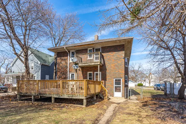 $185,000 | 1509 16th Avenue, Rockford, IL 61104