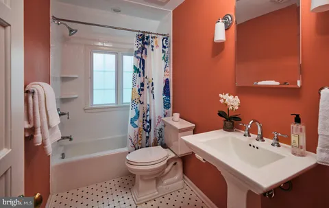 $2,275,000 | 617 Harriton Road, Bryn Mawr, PA 19010