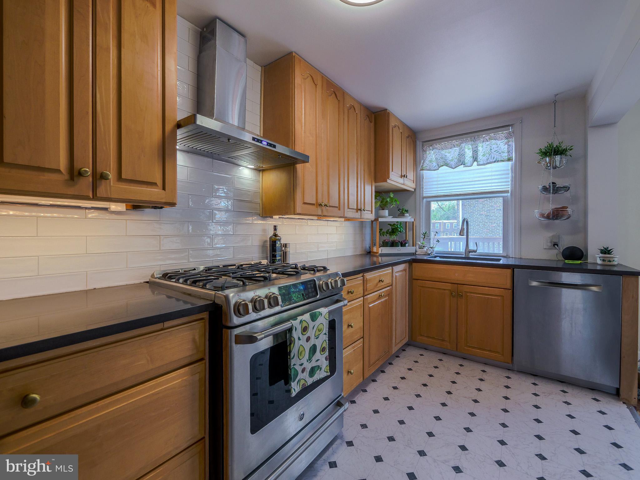 854 Gainsboro Road Drexel Hill, PA 19026 - Photo 18 of 45