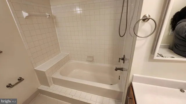 $2,100 | 14225 Jib Street, Unit 8412, Laurel, MD 20707