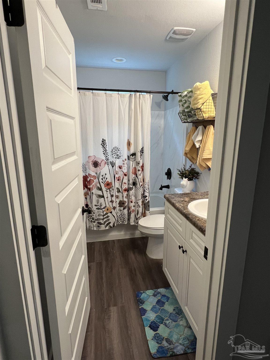 4213 Triangle Street Milton, FL 32583 - Photo 4 of 22