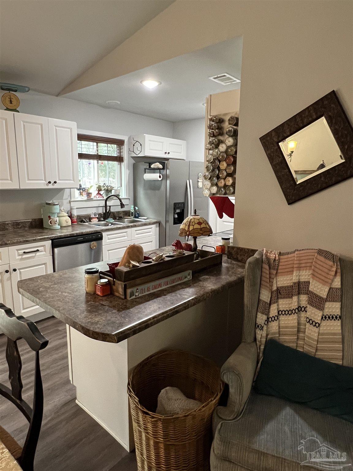 4213 Triangle Street Milton, FL 32583 - Photo 9 of 22