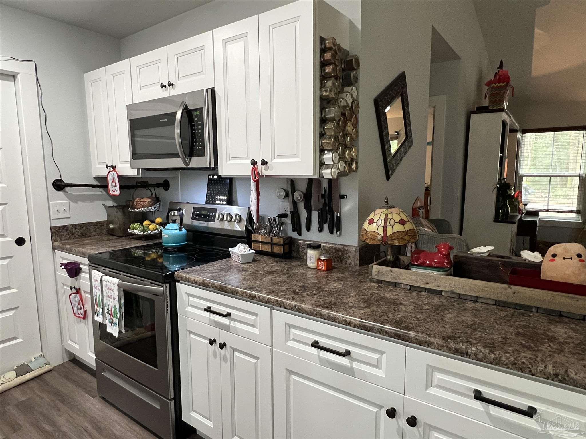 4213 Triangle Street Milton, FL 32583 - Photo 10 of 22