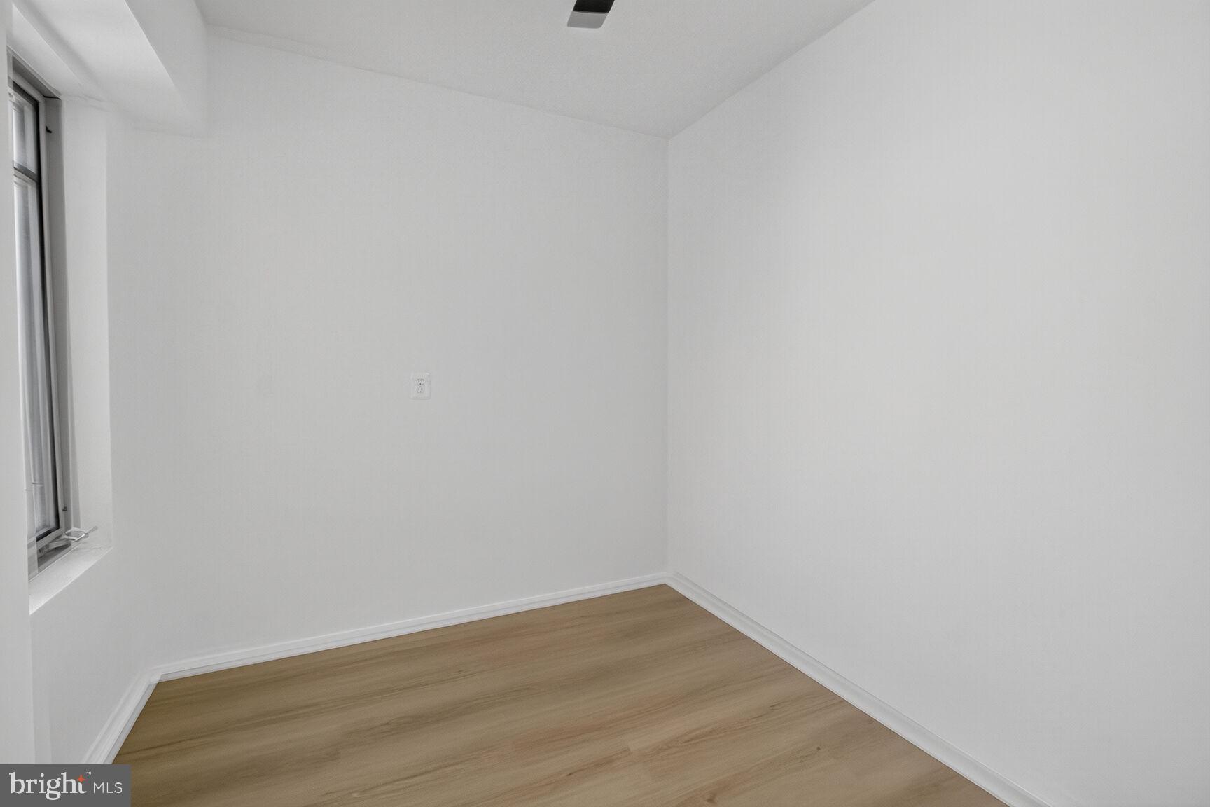 1711 Massachusetts Avenue Northwest, Unit 825 Washington, DC 20036 - Photo 8 of 16 a view of an empty room