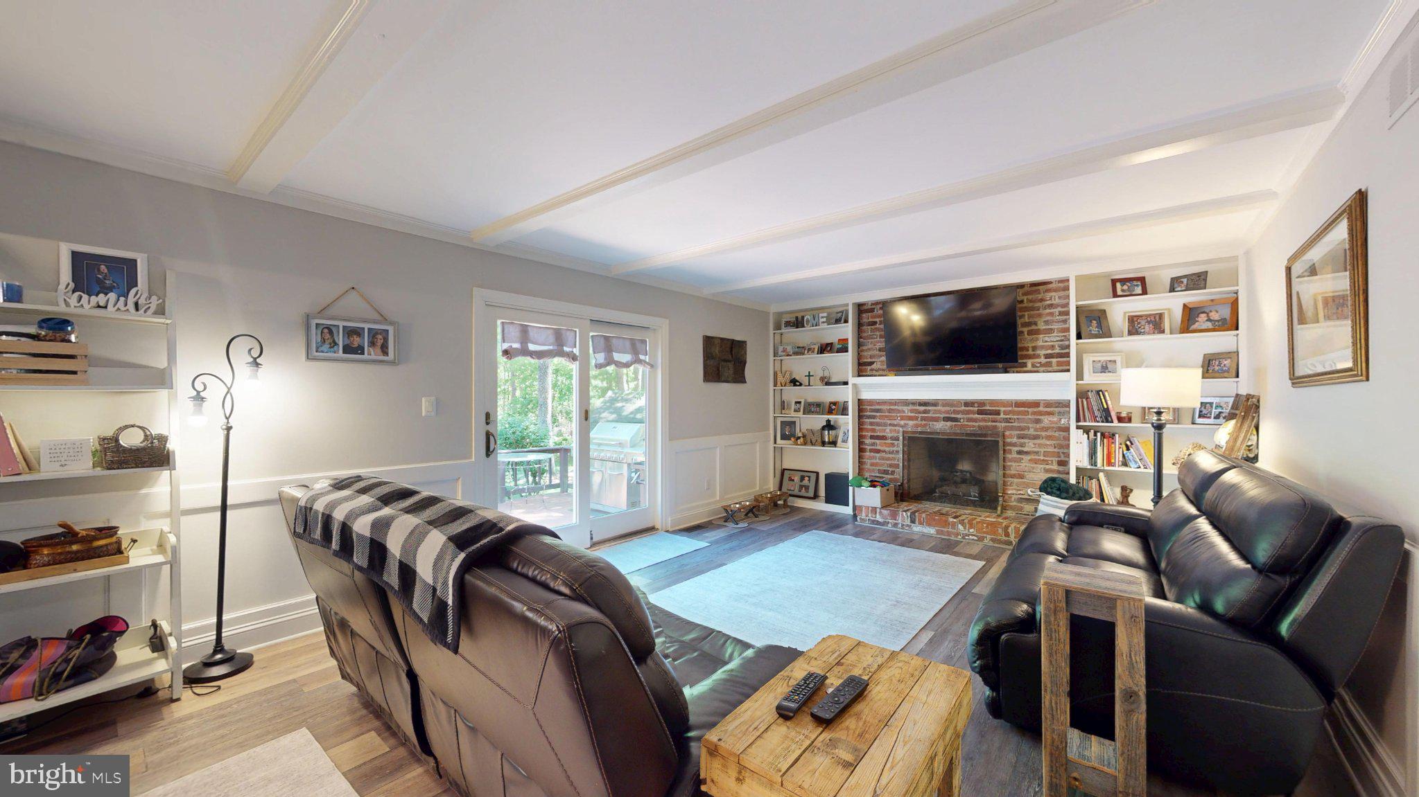 3 Colonial Court Medford, NJ 08055 - Photo 25 of 89 Cozy living space with natural light.