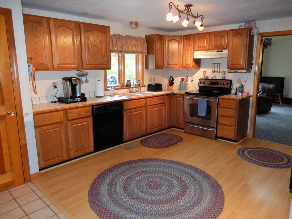 145 Town Farm Road Monson, MA 01057 - Photo 5 of 28