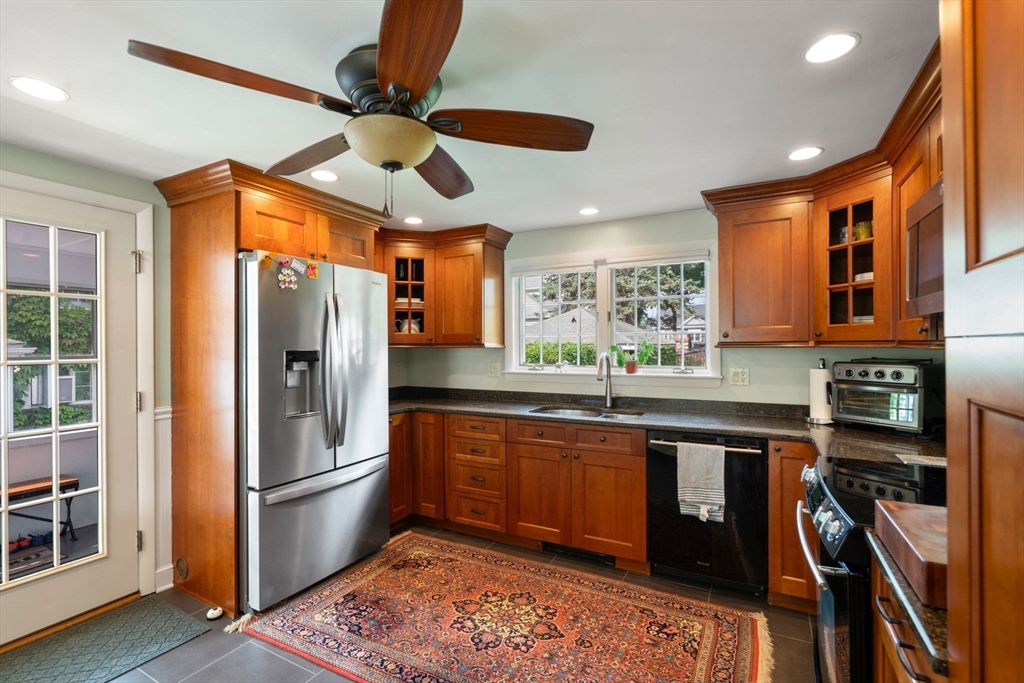 60 Ramshead Road Medford, MA 02155 - Photo 9 of 27 Gallery Image 9