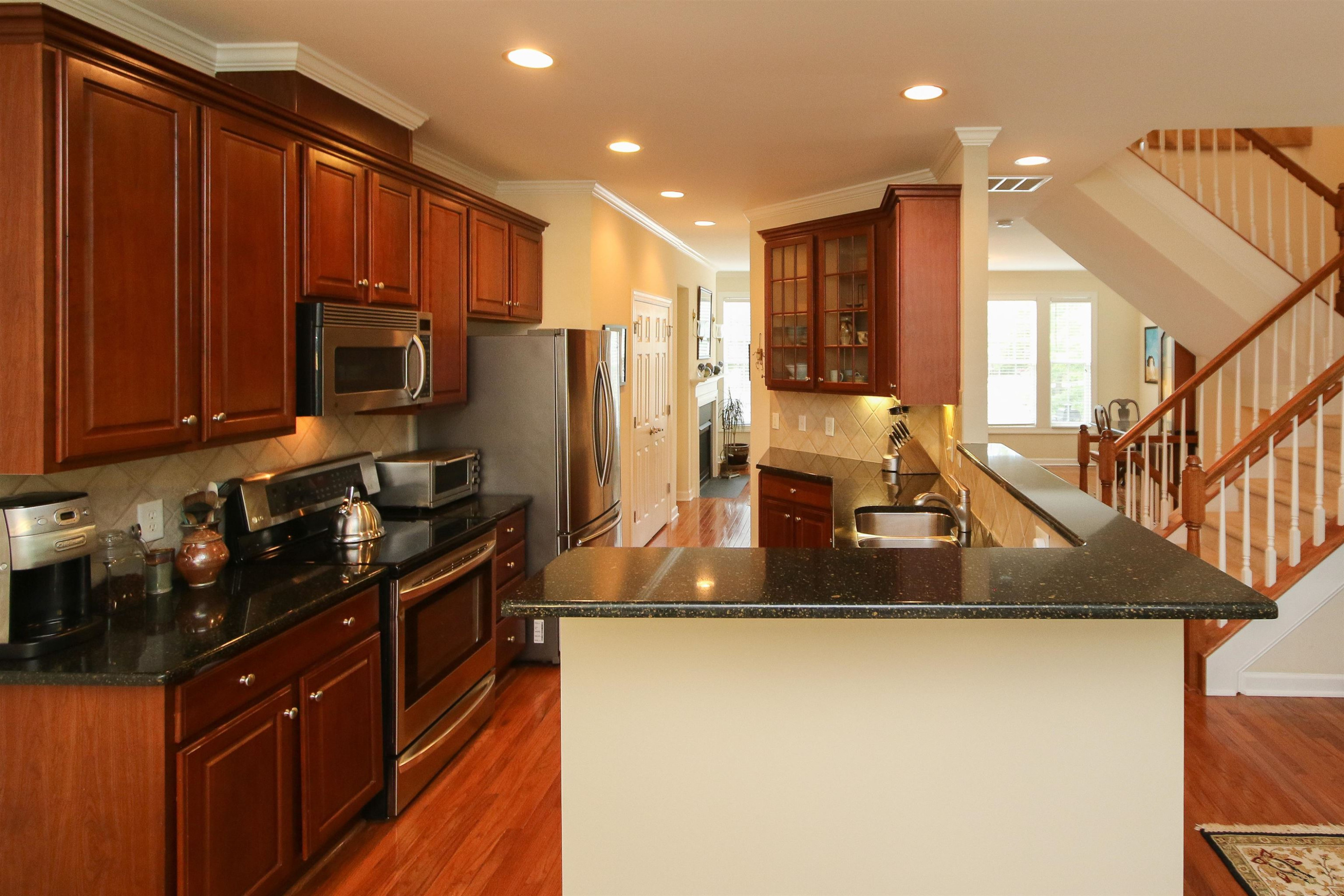 4036 Abbey Park Way Raleigh, NC 27612 - Photo 7 of 34 Photo 7