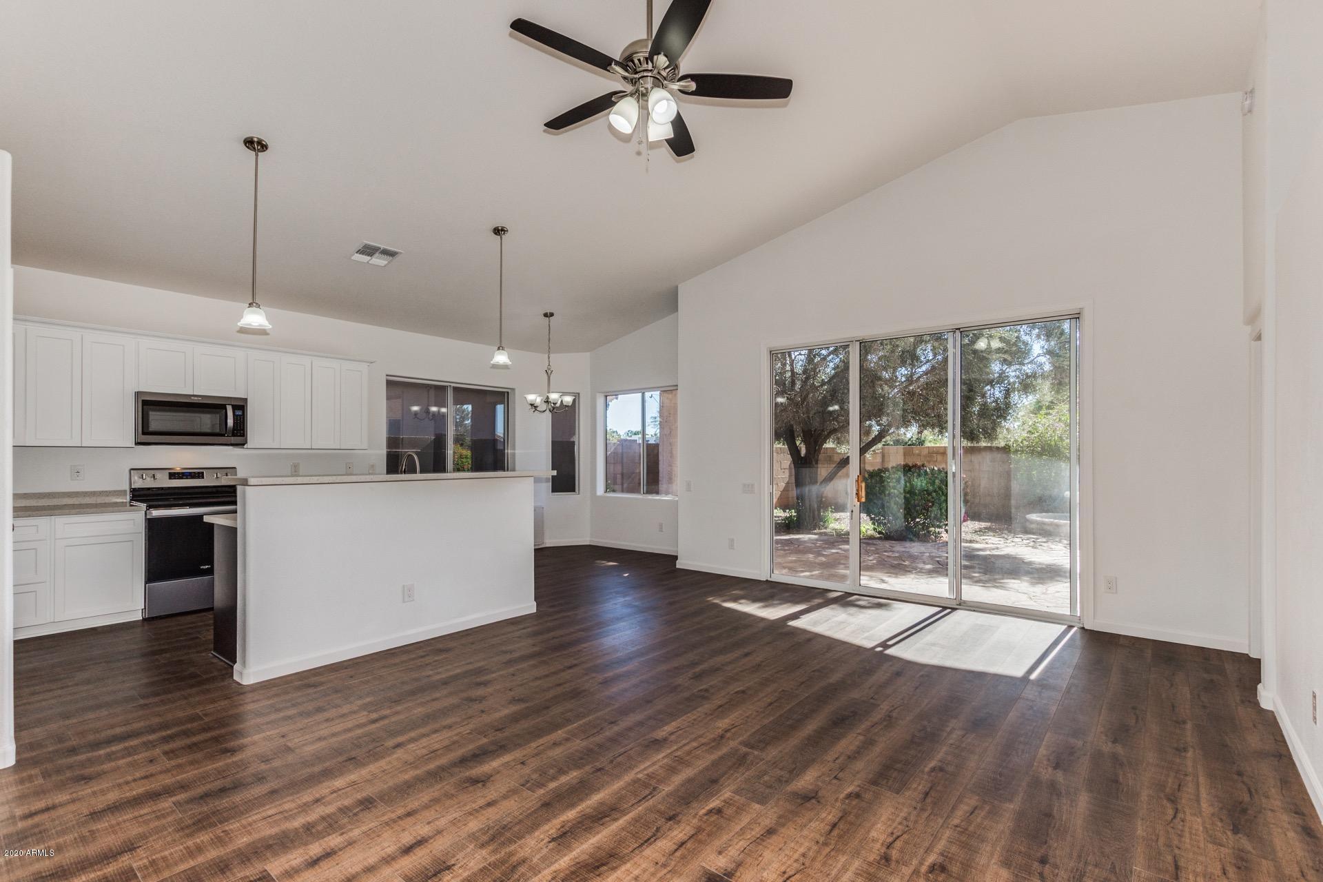 111 West Grandview Road Phoenix, AZ 85022 - Photo 15 of 57 Grandview 13