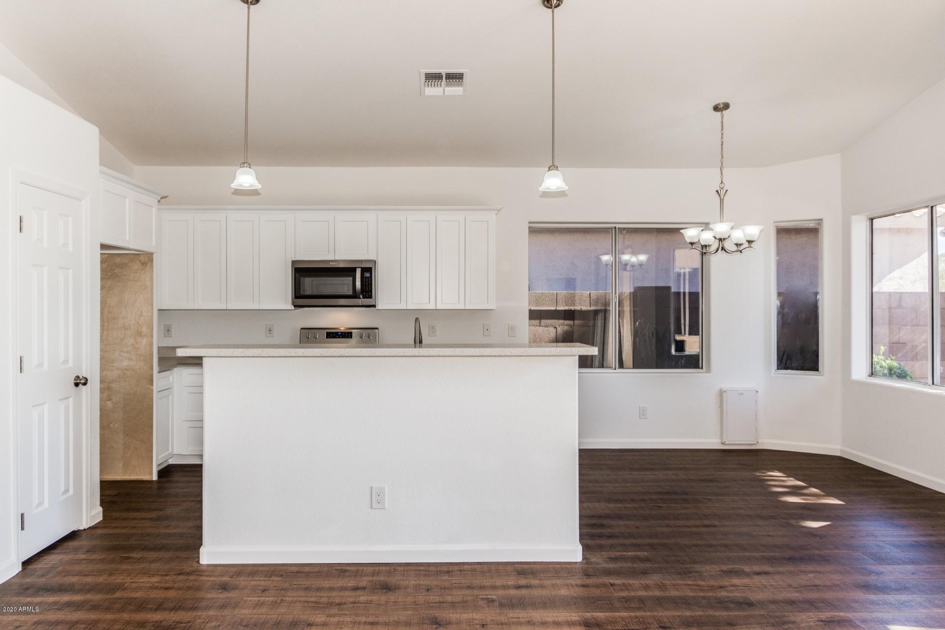 111 West Grandview Road Phoenix, AZ 85022 - Photo 18 of 57 Grandview 16