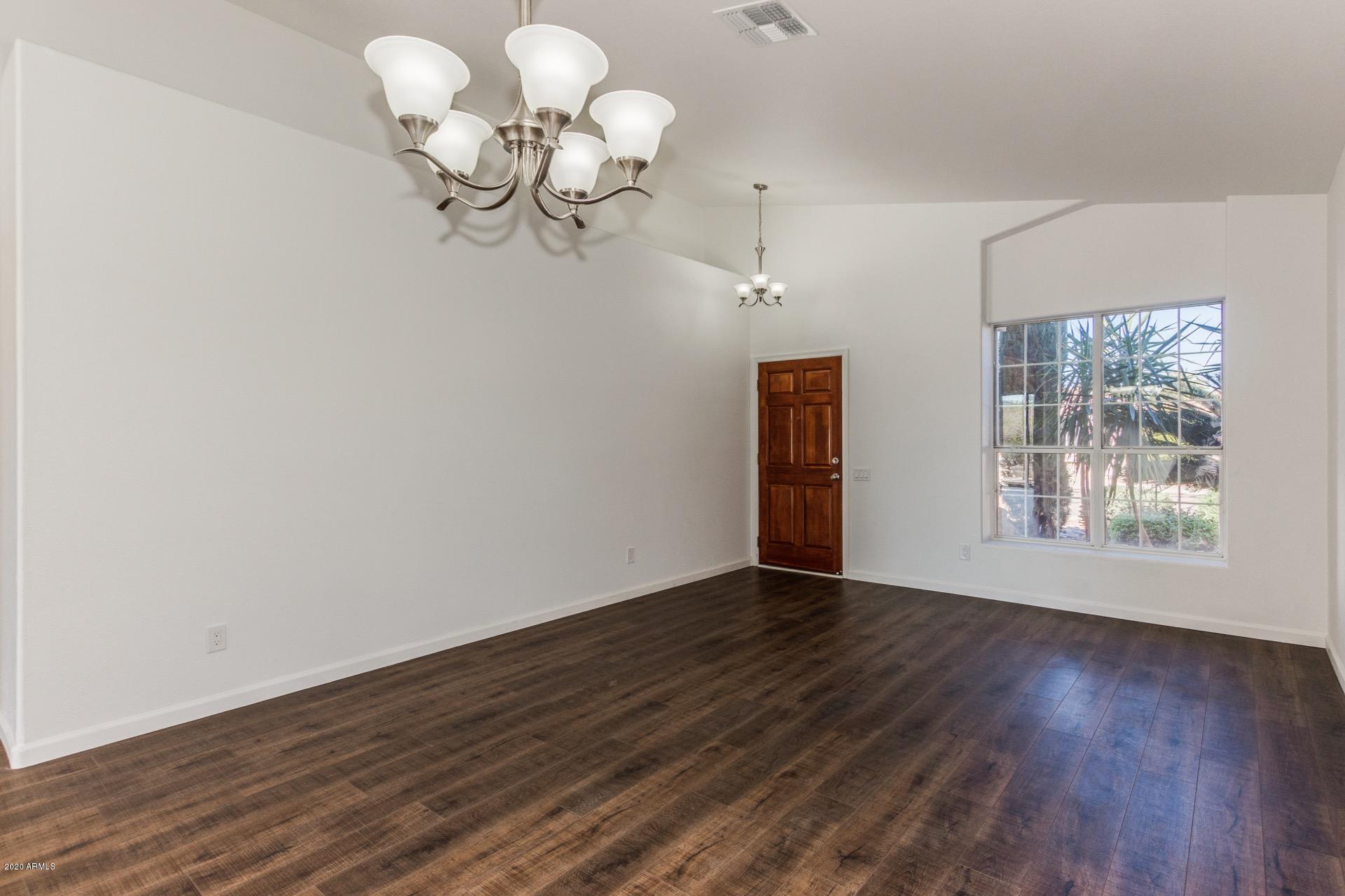 111 West Grandview Road Phoenix, AZ 85022 - Photo 6 of 57 Grandview 6