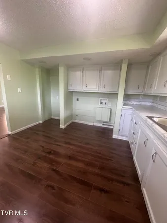 $1,450 | 179 Gilmer Street, Unit A, Kingsport, TN 37665