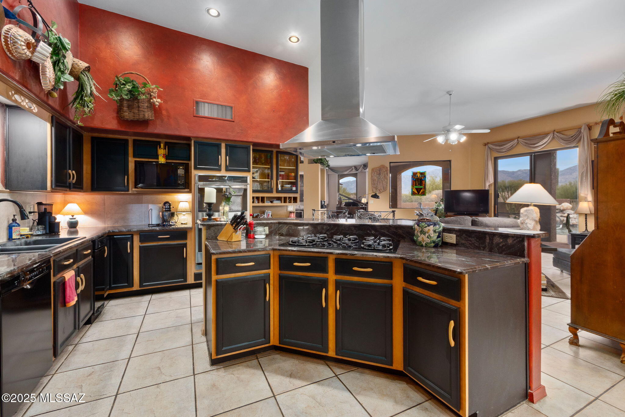955 West Silver Spring Place Oro Valley, AZ 85755 - Photo 14 of 35