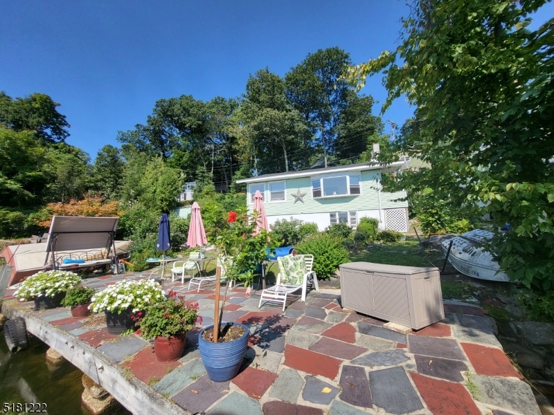 21 Meteor Trail Andover, NJ 07821 - Photo 2 of 16