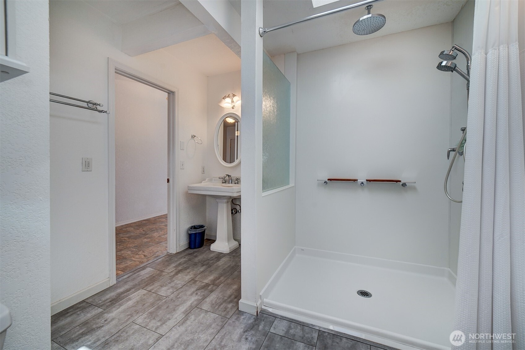 21910 President Point Road Northeast Kingston, WA 98346 - Photo 21 of 39 Gallery Image 21