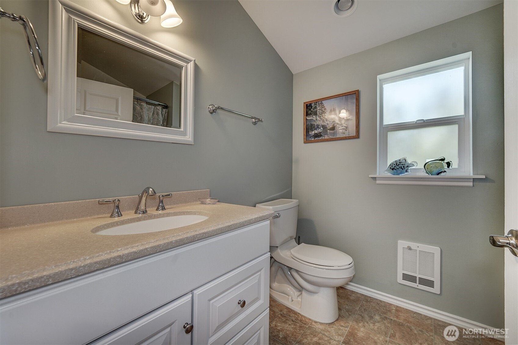 21910 President Point Road Northeast Kingston, WA 98346 - Photo 34 of 39 Gallery Image 34