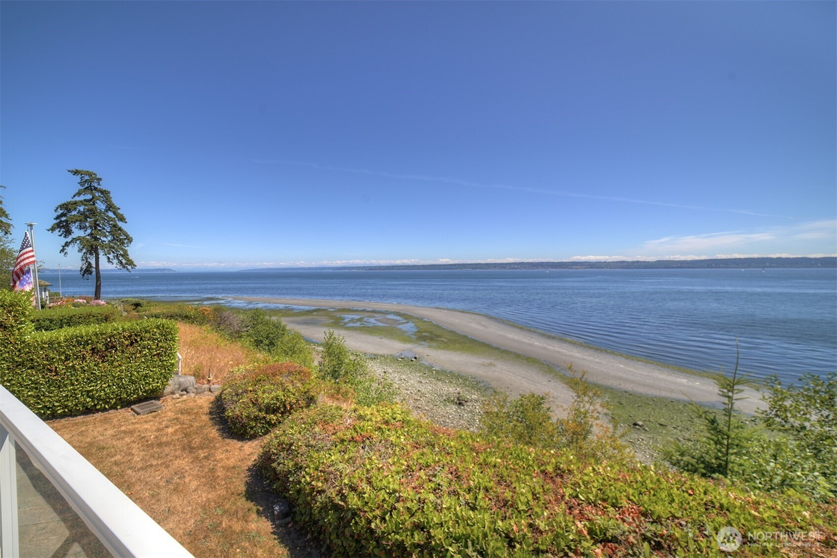 21910 President Point Road Northeast Kingston, WA 98346 - Photo 9 of 39 Gallery Image 9