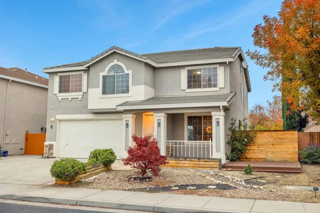 $749,000 | 827 Sagewood Lane, Tracy, CA 95377