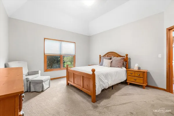 $400,000 | 574 Sudbury Circle, Oswego, IL 60543