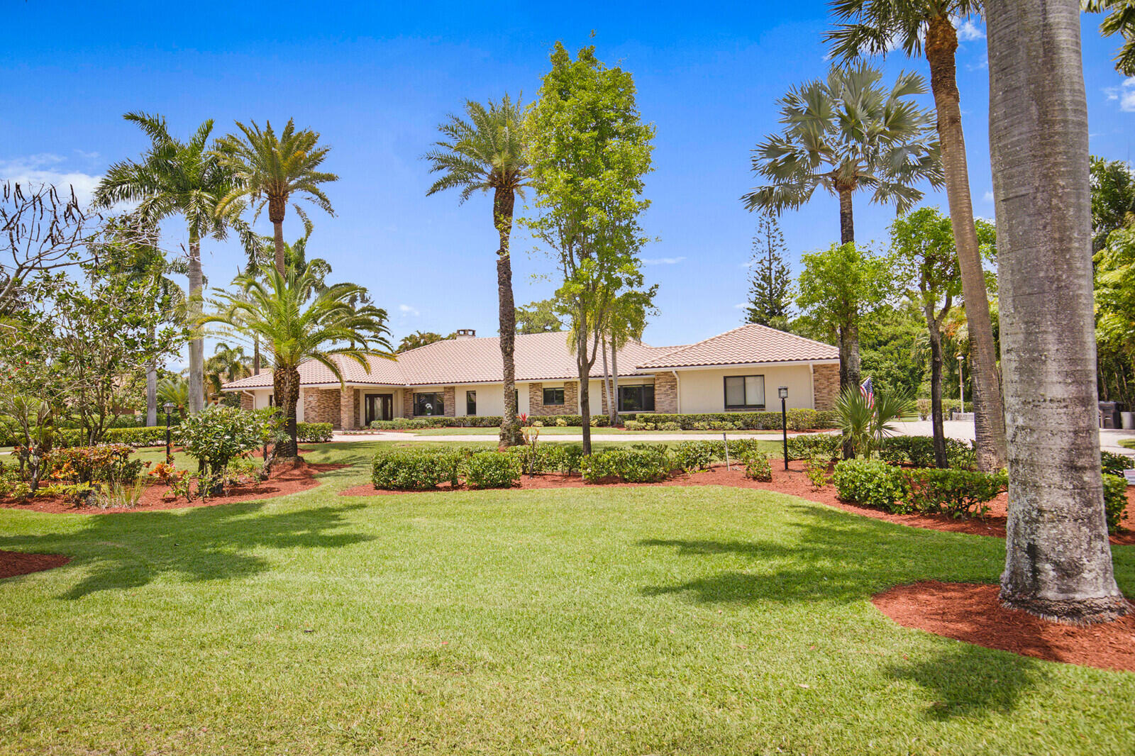 9170_Dundee_Dr80_mls (1)