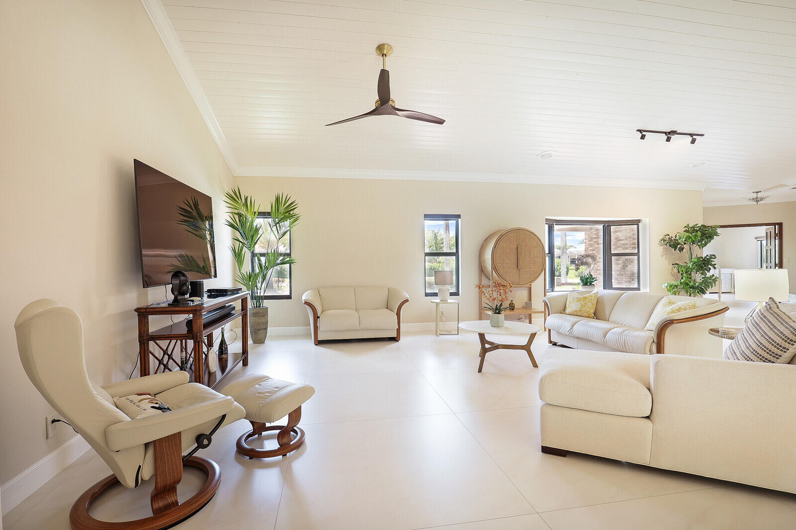 9170 Dundee Drive Lake Worth, FL 33467 - Photo 20 of 90 9170_Dundee_Dr7_mls