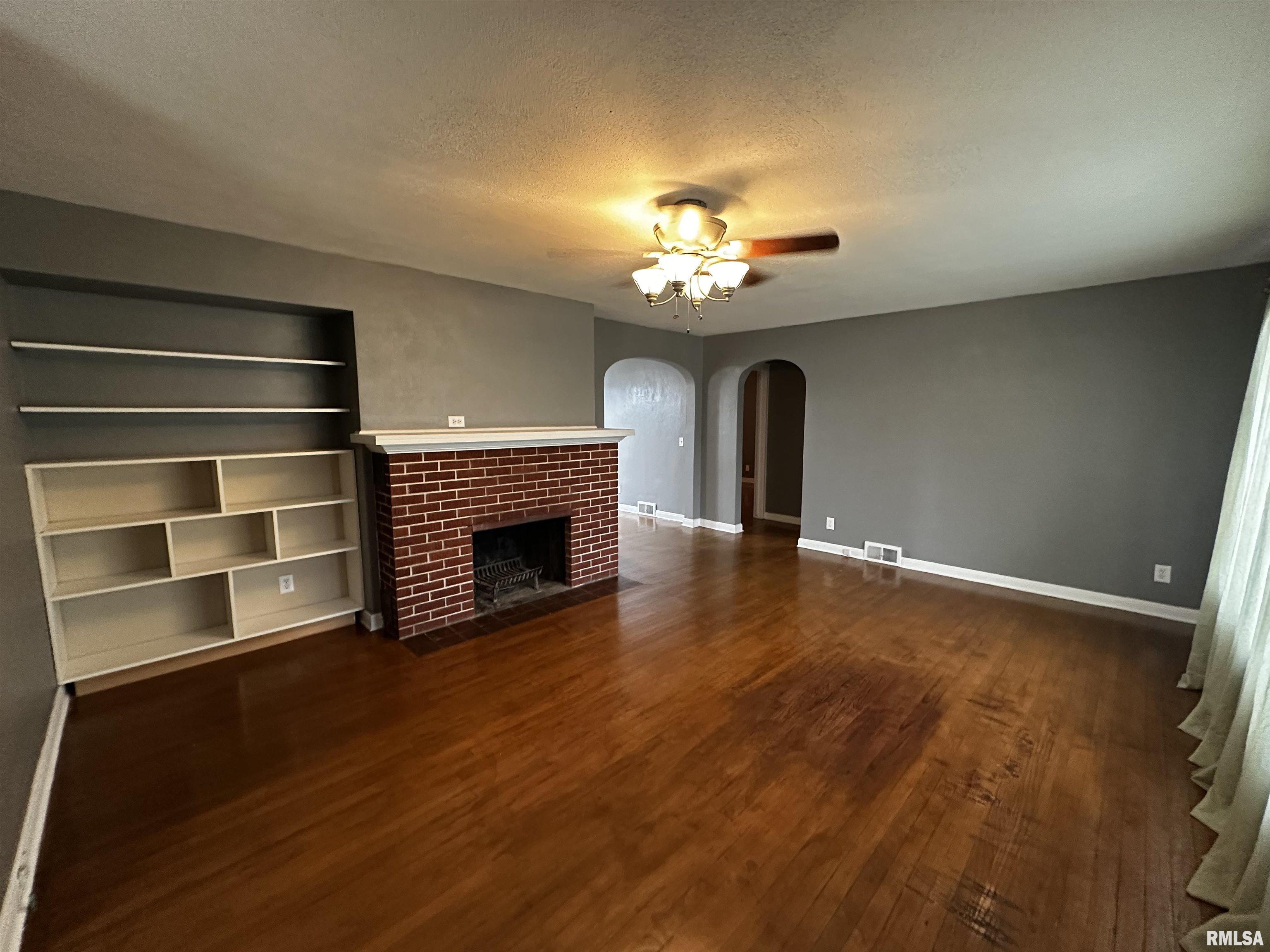 200 Maple Street Athens, IL 62613 - Photo 9 of 21 Gallery Image 9