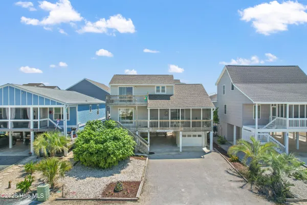$734,900 | 411 5th Street, Sunset Beach, NC 28468