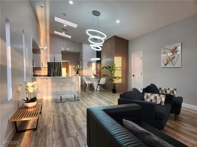 $2,480 | 1626 East Phillips Avenue, Las Vegas, NV 89104