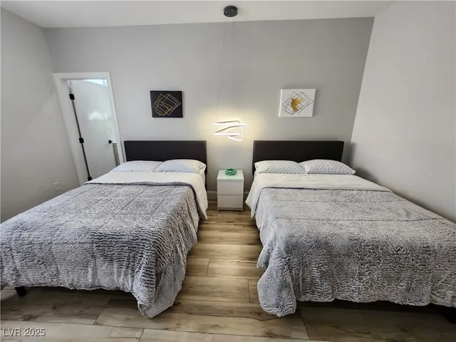 $2,480 | 1626 East Phillips Avenue, Las Vegas, NV 89104