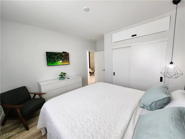 $2,480 | 1626 East Phillips Avenue, Las Vegas, NV 89104