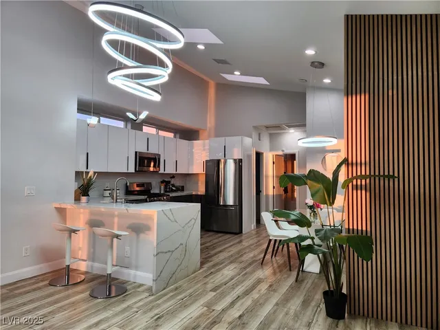 $2,480 | 1626 East Phillips Avenue, Las Vegas, NV 89104