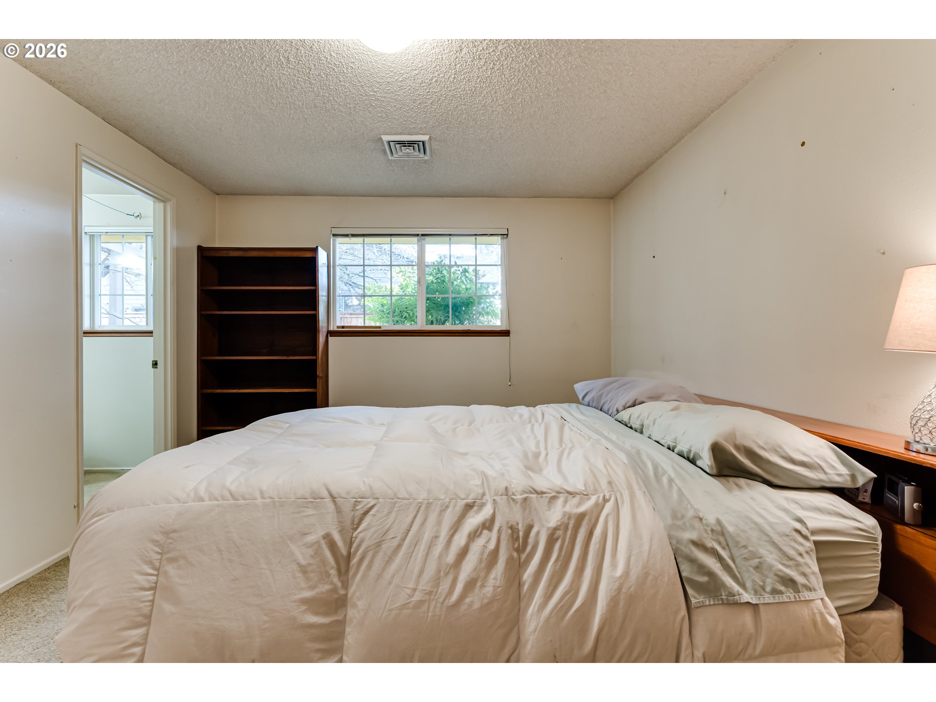 1230 Debrick Road Eugene, OR 97401 - Photo 19 of 30 Bedroom