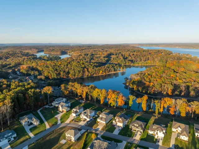 $969,900 | 1801 River Breeze Drive, Unit 7, Soddy Daisy, TN 37379