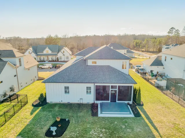$969,900 | 1801 River Breeze Drive, Unit 7, Soddy Daisy, TN 37379