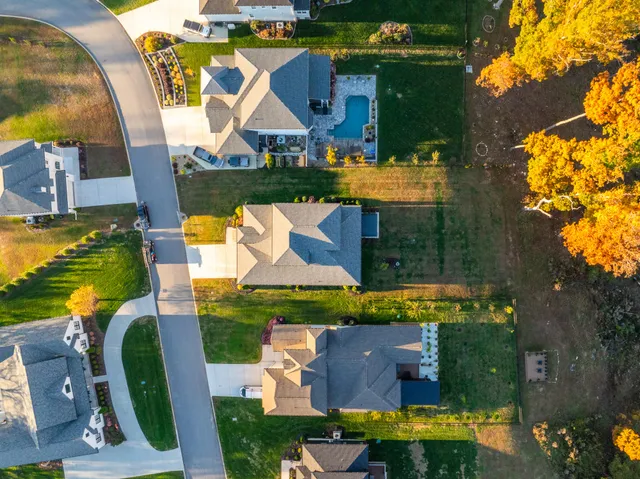 $969,900 | 1801 River Breeze Drive, Unit 7, Soddy Daisy, TN 37379