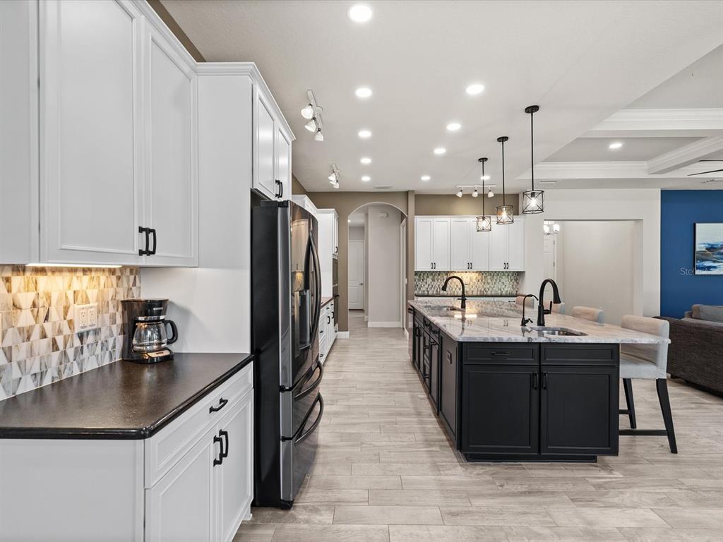 11981 Robina Road Weeki Wachee, FL 34614 - Photo 18 of 94