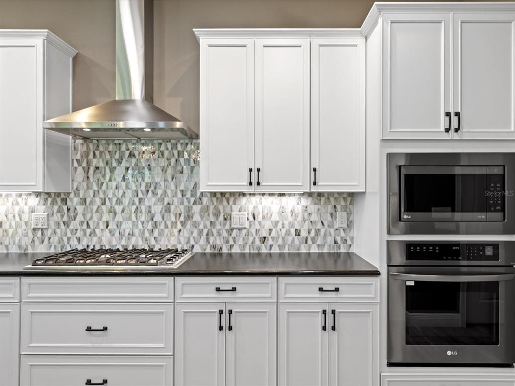 11981 Robina Road Weeki Wachee, FL 34614 - Photo 20 of 94